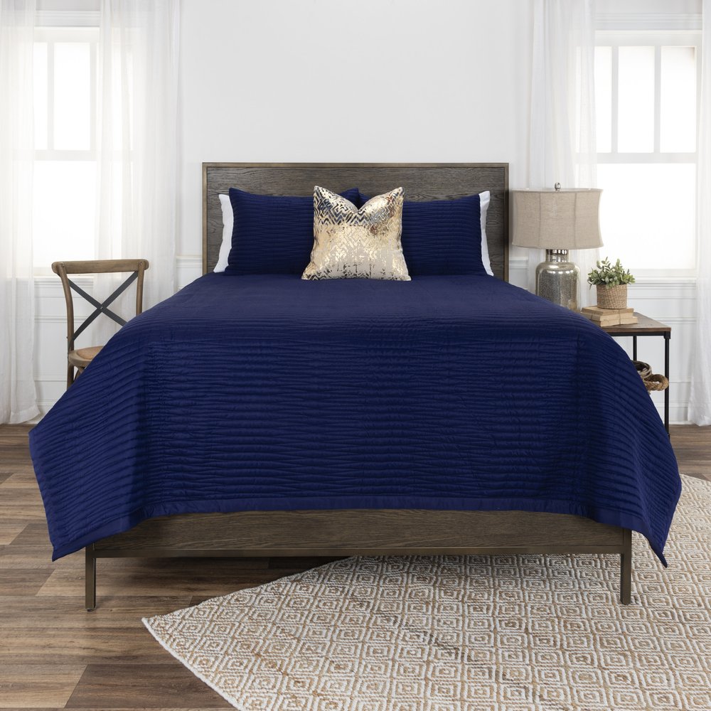 Indigo Geometric King Quilt HomeRoots