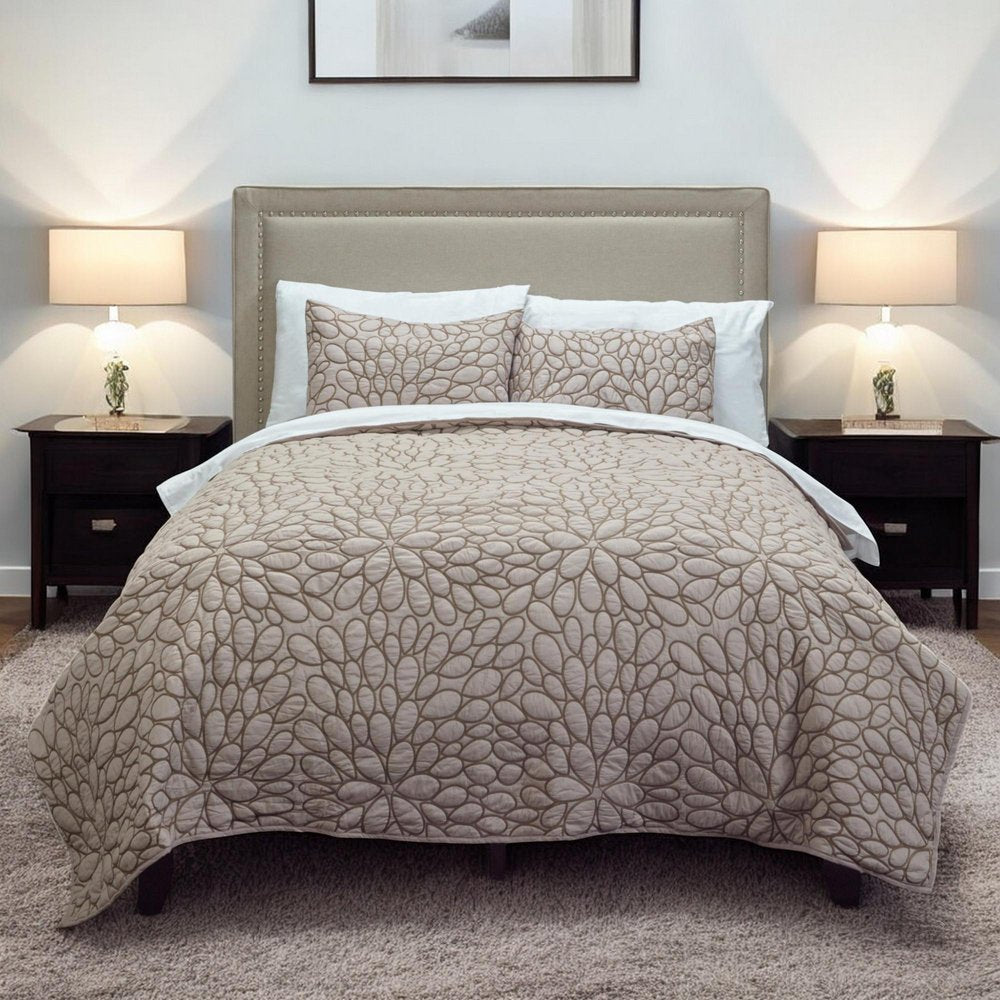 Blush Floral Queen Quilt HomeRoots
