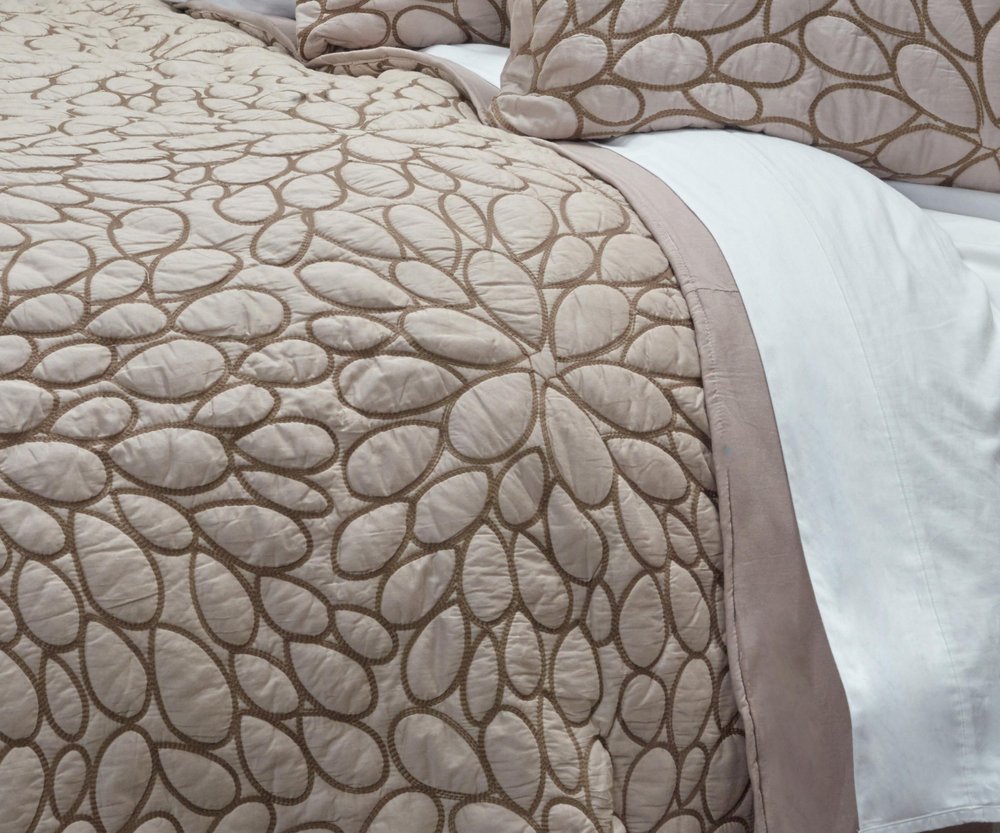 Blush Floral Queen Quilt HomeRoots