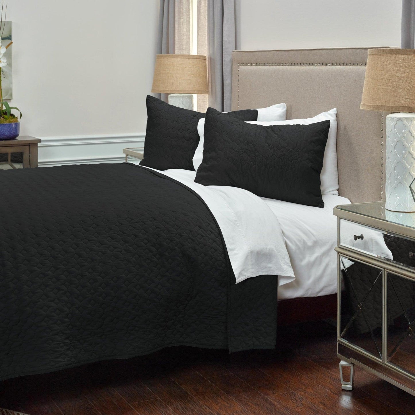 Black Queen 100% Cotton 300 Thread Count Machine Washable Down Alternative Comforter - FurniFindUSA
