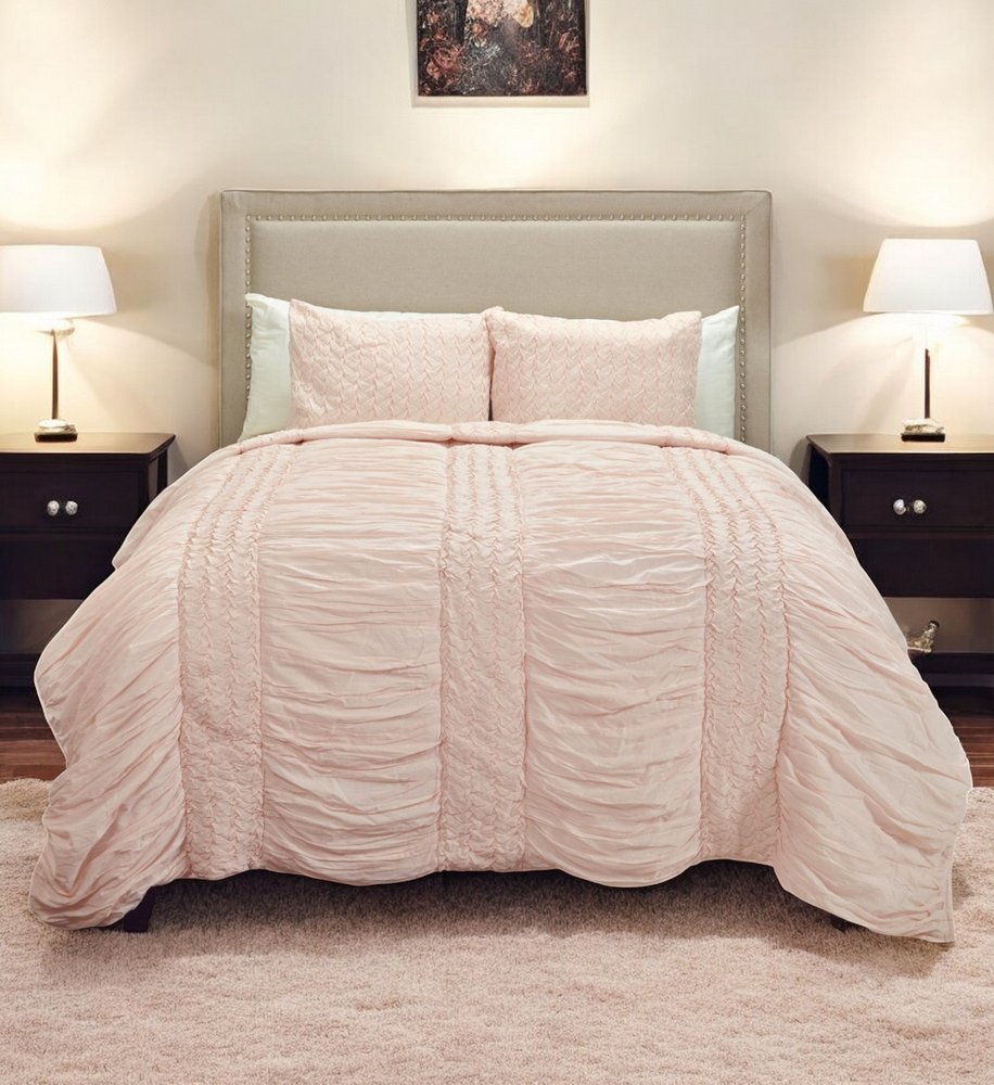 Pink Geometric Queen Quilt HomeRoots