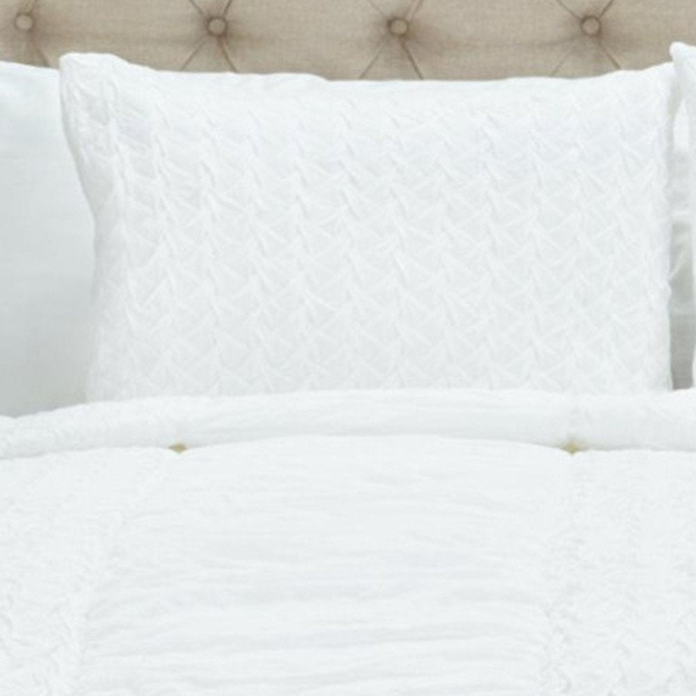 White Geometric Twin Quilt HomeRoots