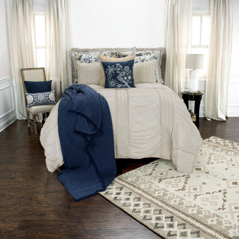 Ivory Geometric Quilt HomeRoots