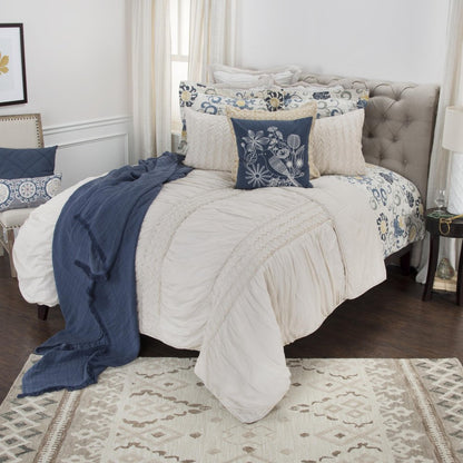 Ivory Geometric Quilt HomeRoots