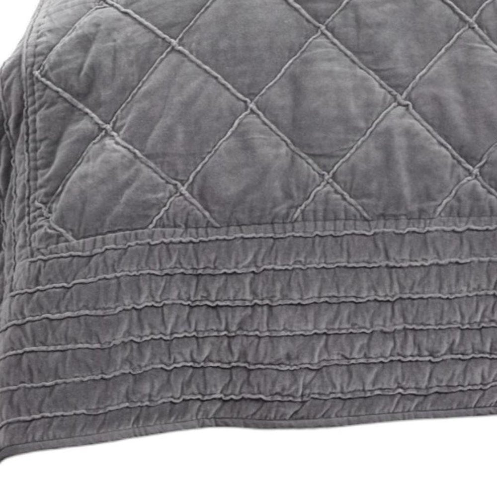 92" X 106" Gray Geometric Cotton Quilt — view 4