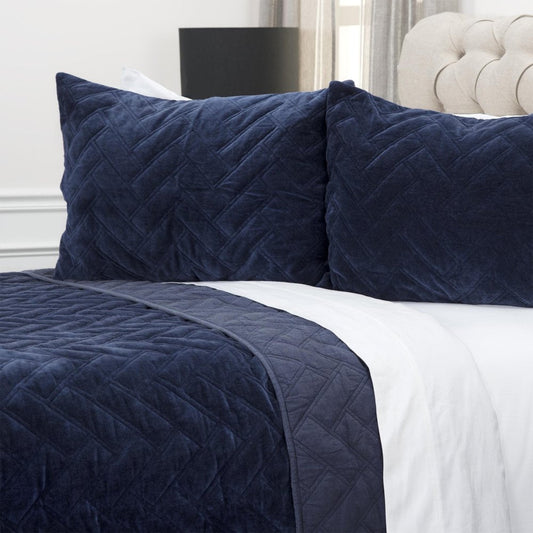 Indigo Geometric Queen Quilt HomeRoots