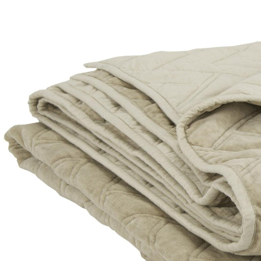 Natural Queen 100% Cotton 300 Thread Count Dry Clean Only Down Alternative Comforter — view 4