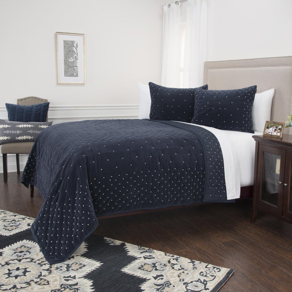 Indigo Polka Dots Queen Quilt HomeRoots