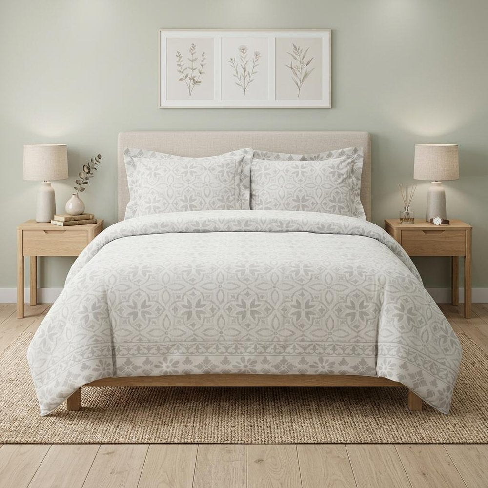 Ivory King Cotton Washable Polyester Down Alternative Comforter Set With Two Shams — view 2