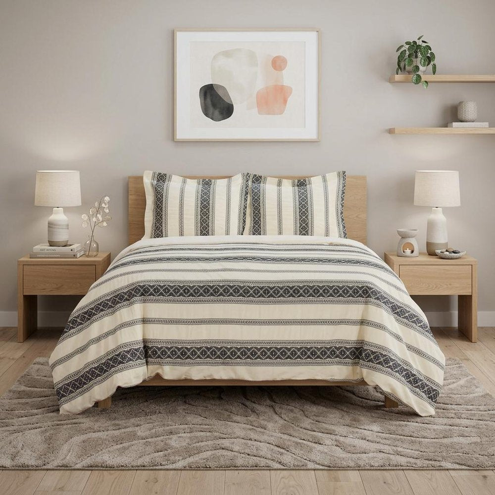 Black And Ivory Queen Cotton Washable Polyester Duvet Cover Set With Two Shams — view 2