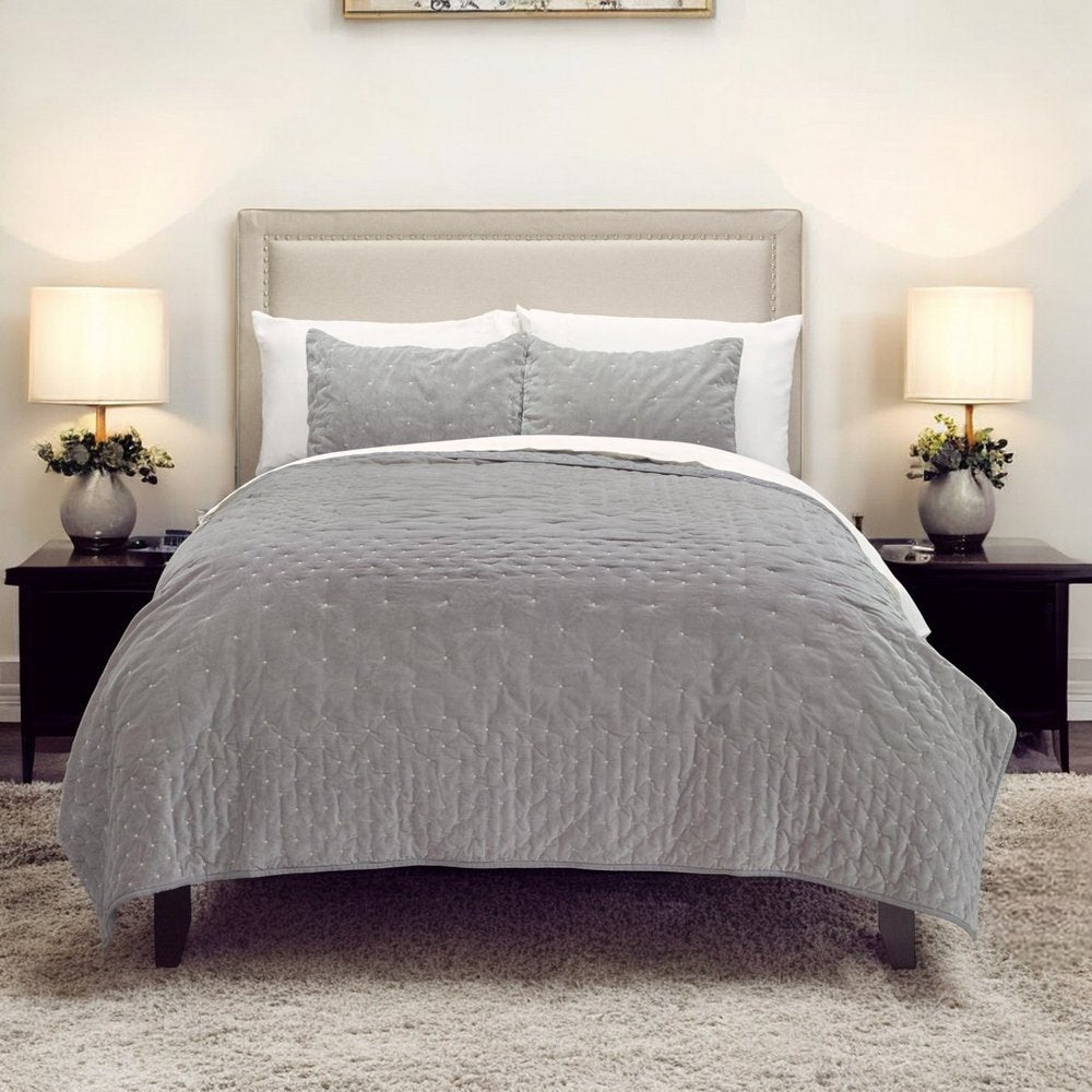 Gray Polka Dots King Quilt HomeRoots