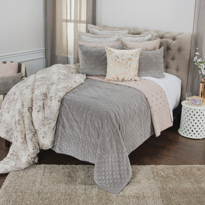 Gray Polka Dots King Quilt HomeRoots