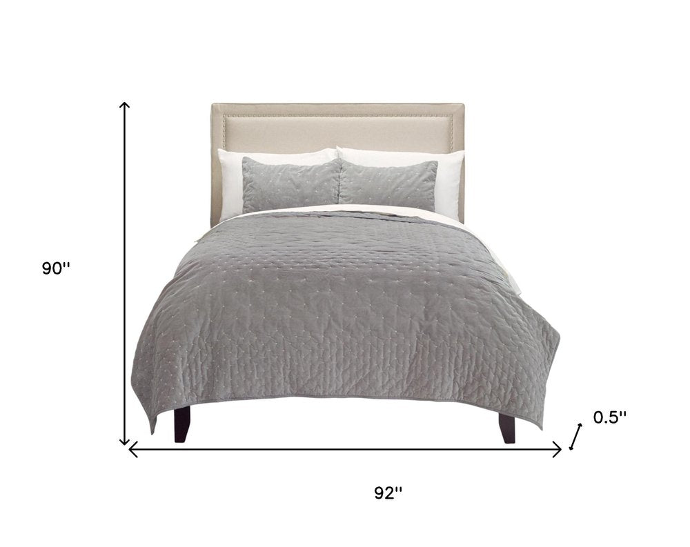 Gray Polka Dots Queen Quilt HomeRoots