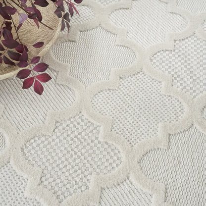 4' X 6' Ivory Indoor Outdoor Area Rug HomeRoots