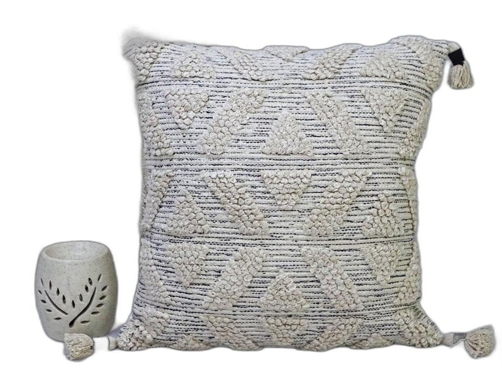 22" X 22" Off White Geometric Zippered Handmade Cotton Blend Throw Pillow With Tassels — view 2