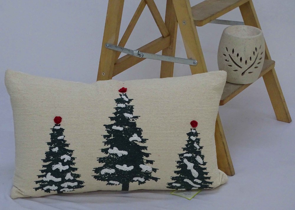 14" X 24" Red And Green Zippered Cotton Blend Christmas Tree Throw Pillow — view 5