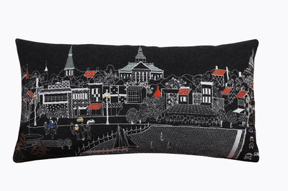 14" X 24" Black and White Wool Lumbar Throw Pillow FurniFindUSA