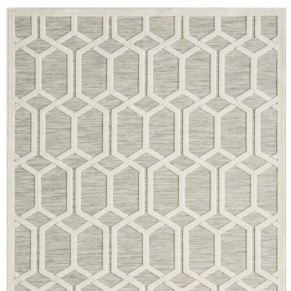 8' X 10' Gray And Ivory Indoor Outdoor Area Rug — view 11