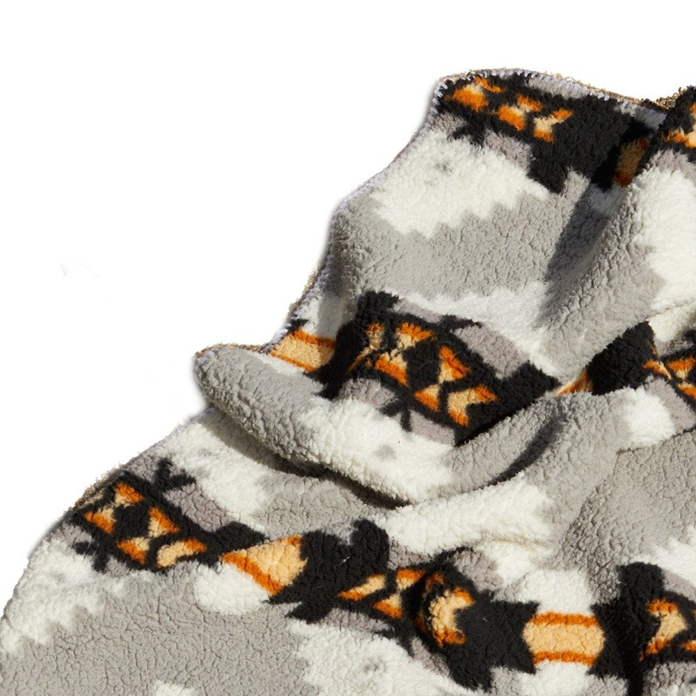 Gray Knitted Sherpa Geometric Reversable Throw HomeRoots