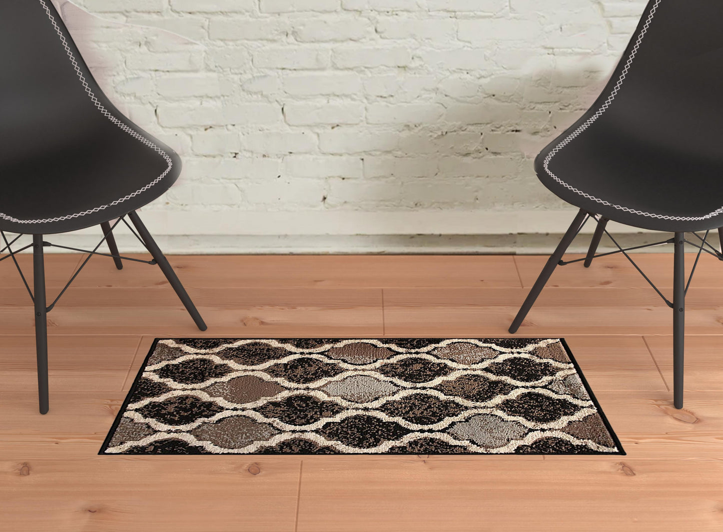 2' X 3' Chocolate Quatrefoil Power Loom Distressed Stain Resistant Area Rug - 45.0" (L) x 69.0" (W) x 0.8" (H)