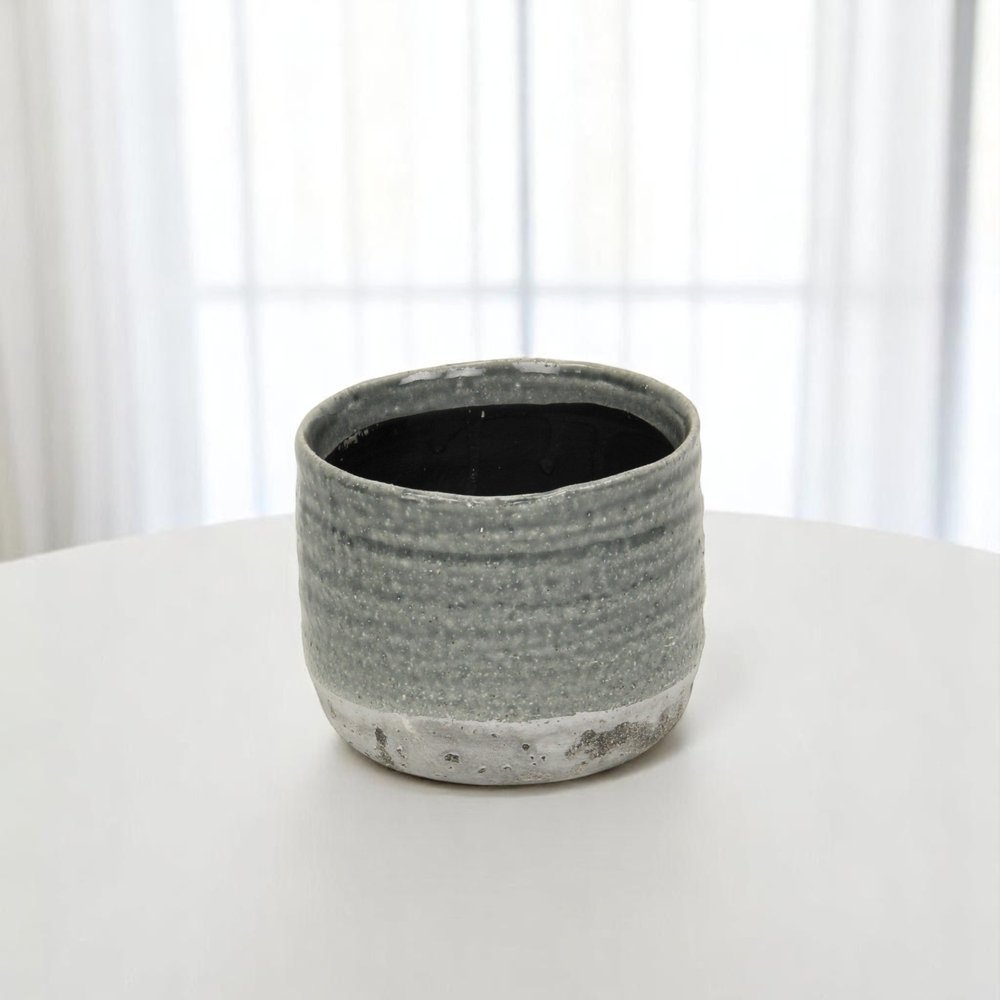 Gray Ceramic 19 Ounce Two Toned Round Distressed Pot Planter HomeRoots