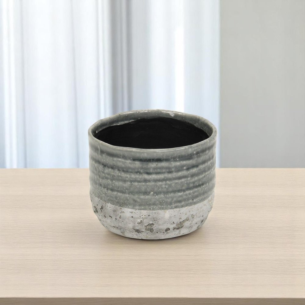 Gray Ceramic 36 Ounce Two Toned Round Distressed Pot Planter HomeRoots