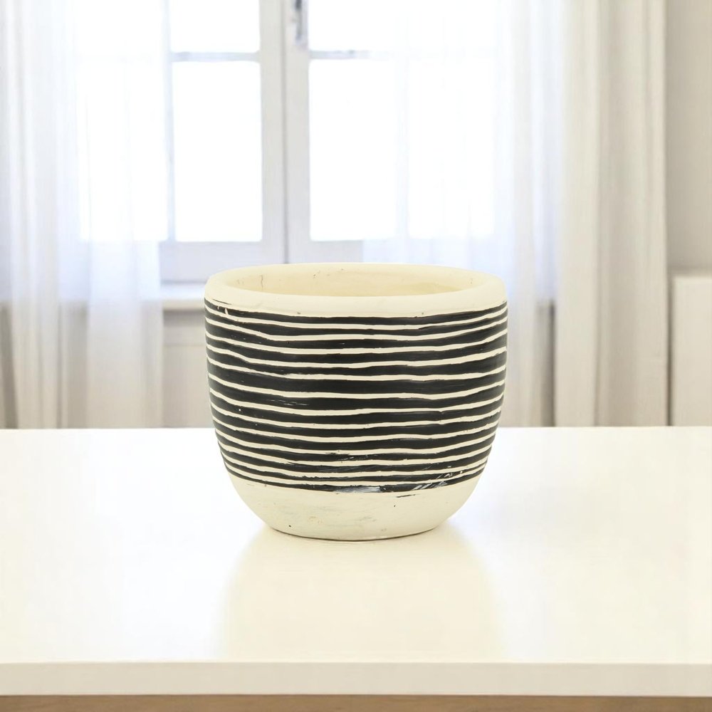 Black And White Ceramic 39 Ounce Striped Round Distressed Pot Planter HomeRoots
