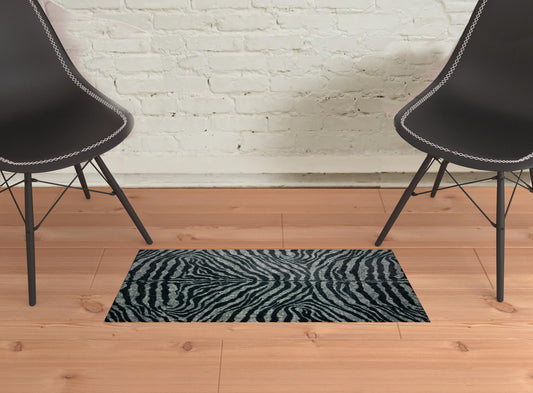 2' X 3' Black and Gray Zebra Print Shag Handmade Non Skid Area Rug - 47.24" (L) x 47.24" (W) x 0.35" (H)