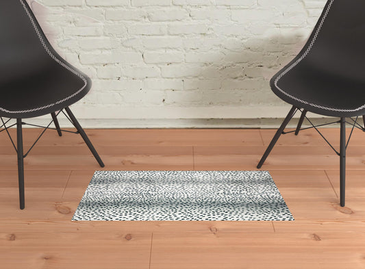 2' X 3' Black Gazelle Print Shag Handmade Non Skid Area Rug - 47.24" (L) x 47.24" (W) x 0.24" (H)