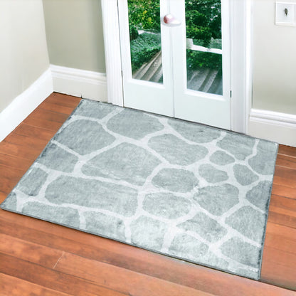 2' X 3' Gray and Ivory Animal Print Handmade Non Skid Area Rug - 63.0" (L) x 87.0" (W) x 0.32" (H)