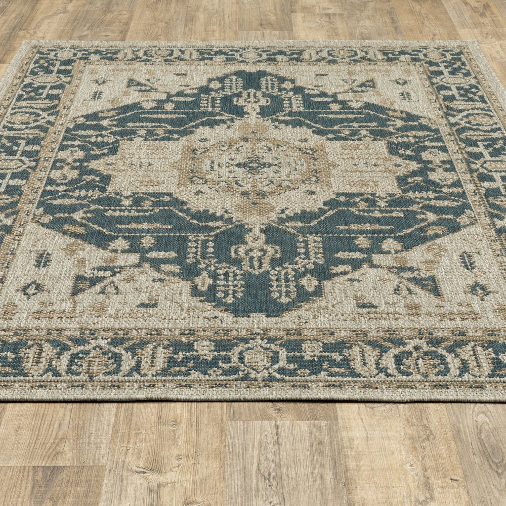 5' X 7' Gray Oriental Stain Resistant Indoor Outdoor Area Rug — view 6