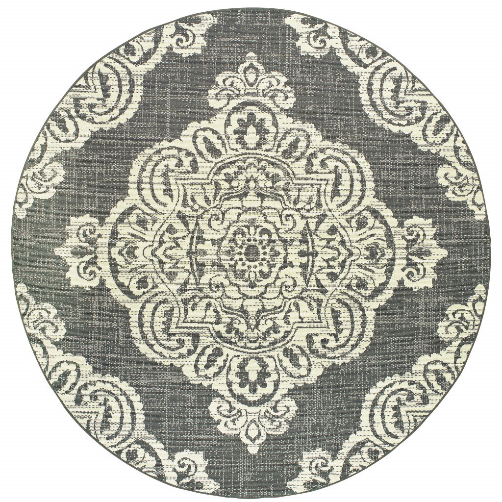 8' X 8' Gray and Ivory Round Oriental Stain Resistant Indoor Outdoor Area Rug - 0" (L) x 94" (W) x 94" (H)