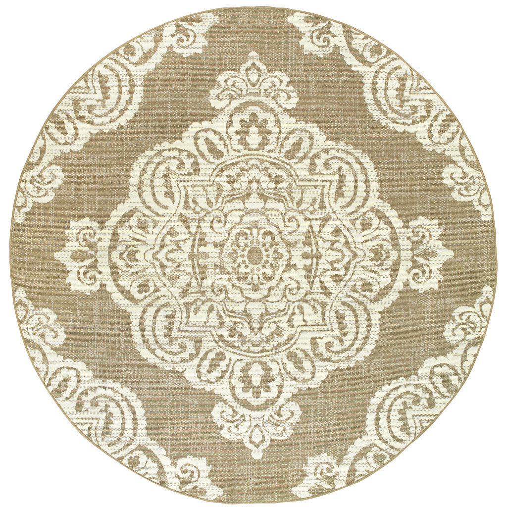 8' X 8' Tan Round Oriental Stain Resistant Indoor Outdoor Area Rug - 0" (L) x 94" (W) x 94" (H)