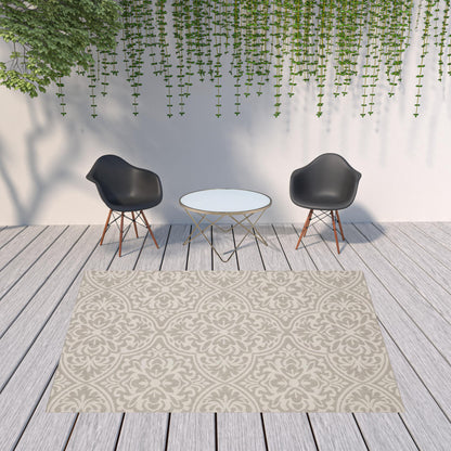 8' X 10' Gray and Ivory Floral Stain Resistant Indoor Outdoor Area Rug - 0" (L) x 120" (W) x 94" (H)