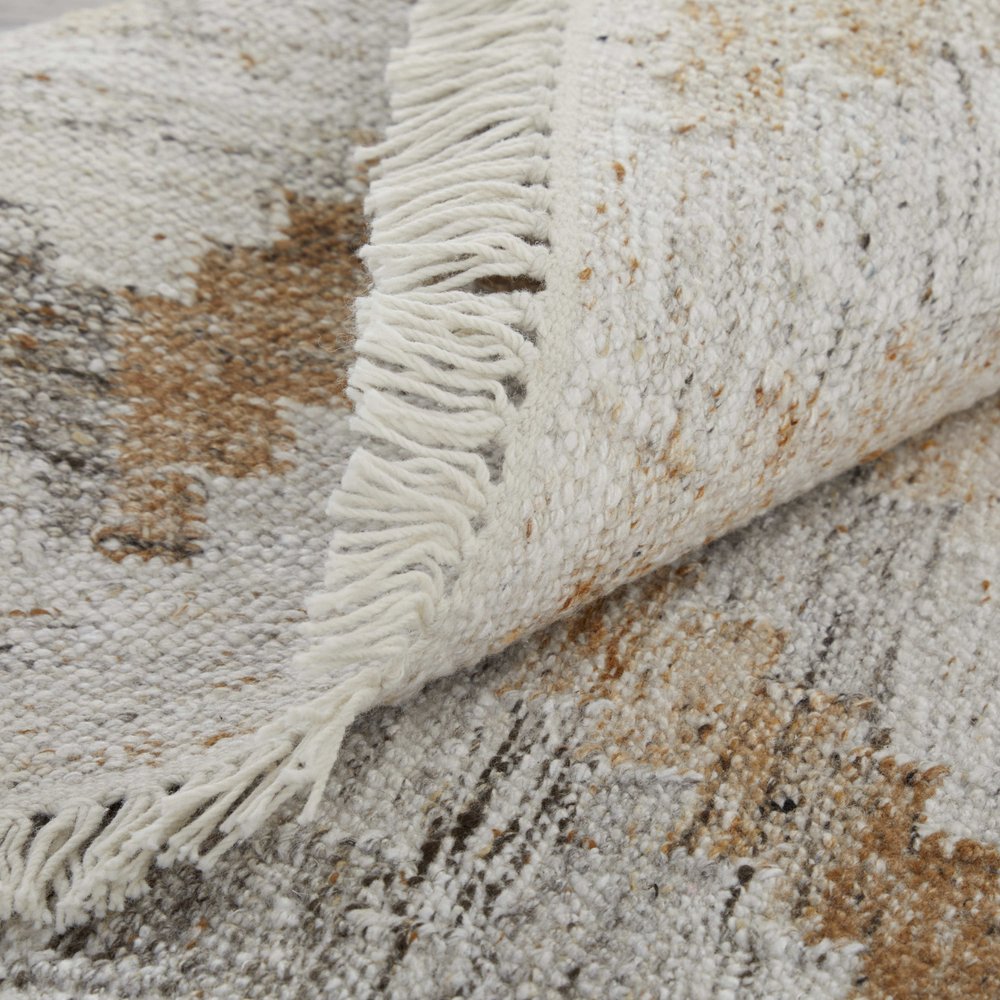 5' X 8' Gray And Brown Geometric Hand Woven Area Rug With Fringe — view 29
