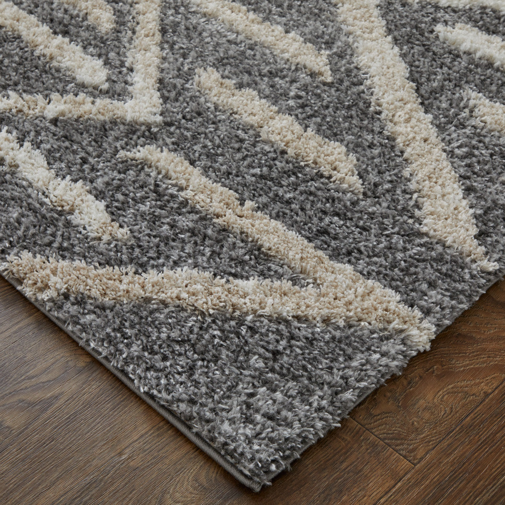 2' X 3' Gray And Ivory Geometric Power Loom Stain Resistant Area Rug - 48.0" (L) x 72.0" (W) x 0.28" (H)