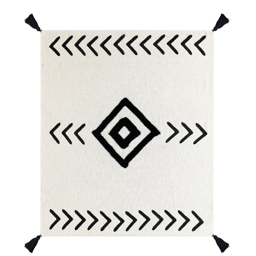 50" X 60" Black and White Woven Cotton Geometric Throw Blanket with Tassels HomeRoots