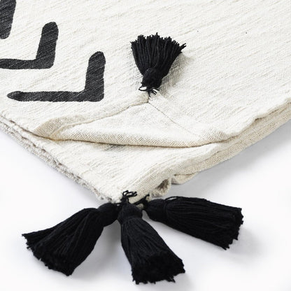 50" X 60" Black and White Woven Cotton Geometric Throw Blanket with Tassels HomeRoots
