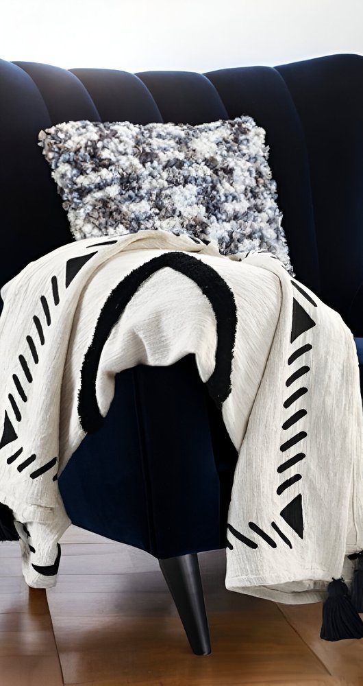 50" X 60" Black and White Woven Cotton Geometric Throw Blanket with Tassels HomeRoots