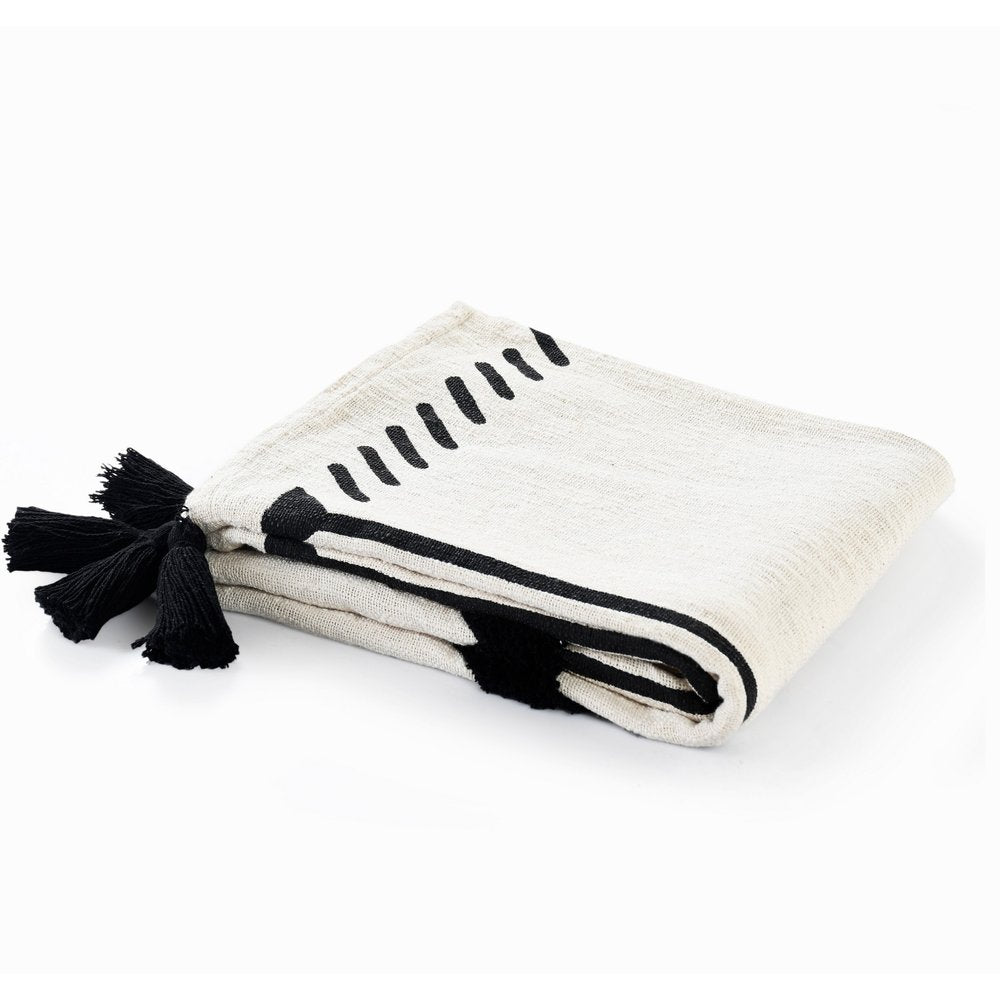 50" X 60" Black and White Woven Cotton Geometric Throw Blanket with Tassels HomeRoots