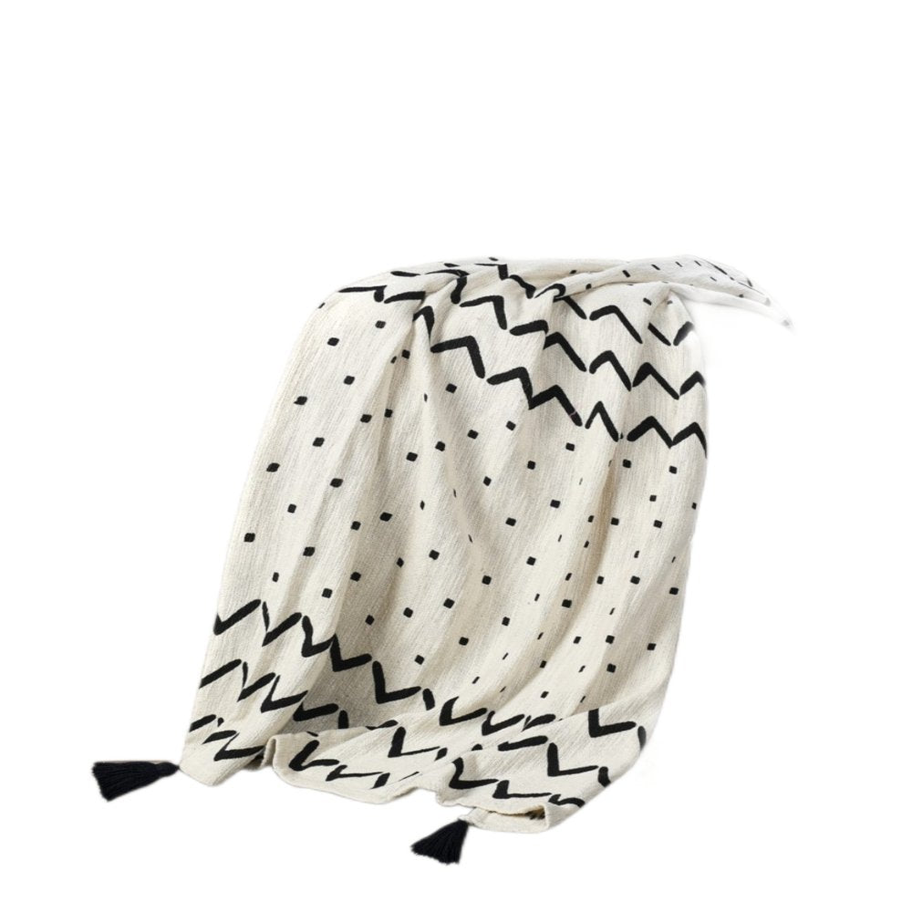 50" X 60" Black and White Woven Cotton Chevron Throw Blanket with Tassels HomeRoots