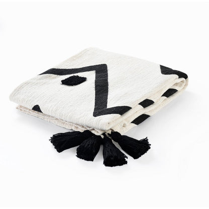 50" X 60" Black and White Woven Cotton Chevron Throw Blanket with Tassels HomeRoots
