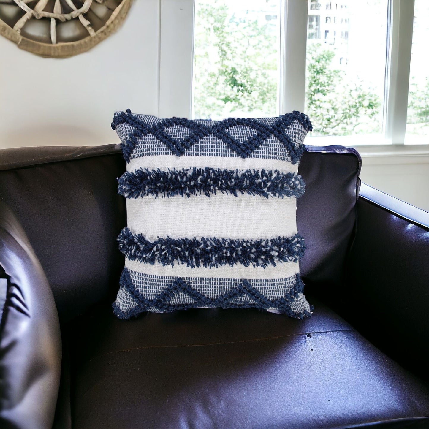 20" X 20" Navy Blue And White Polyester Coastal Zippered Pillow FurniFindUSA