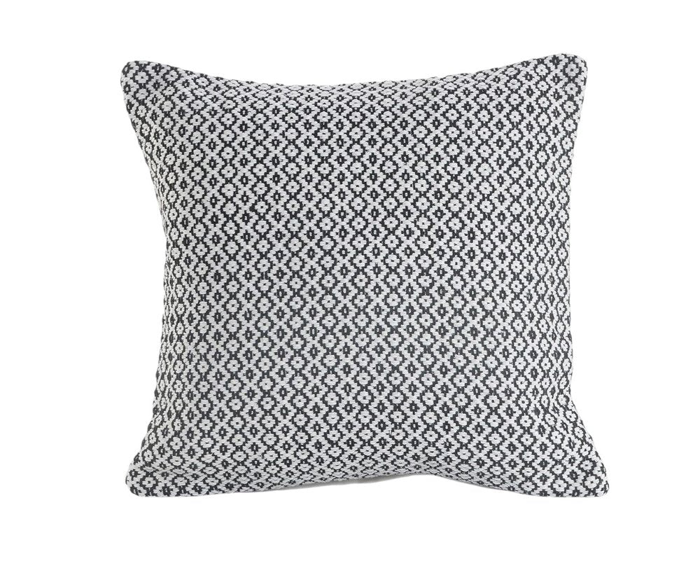 18" X 18" Black And White 100% Cotton Geometric Zippered Pillow HomeRoots