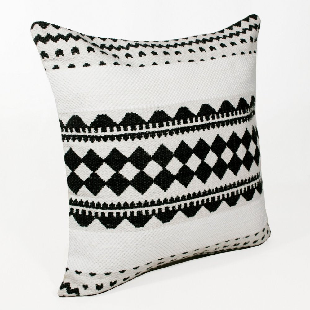 20" X 20" Black And White 100% Cotton Geometric Zippered Pillow HomeRoots