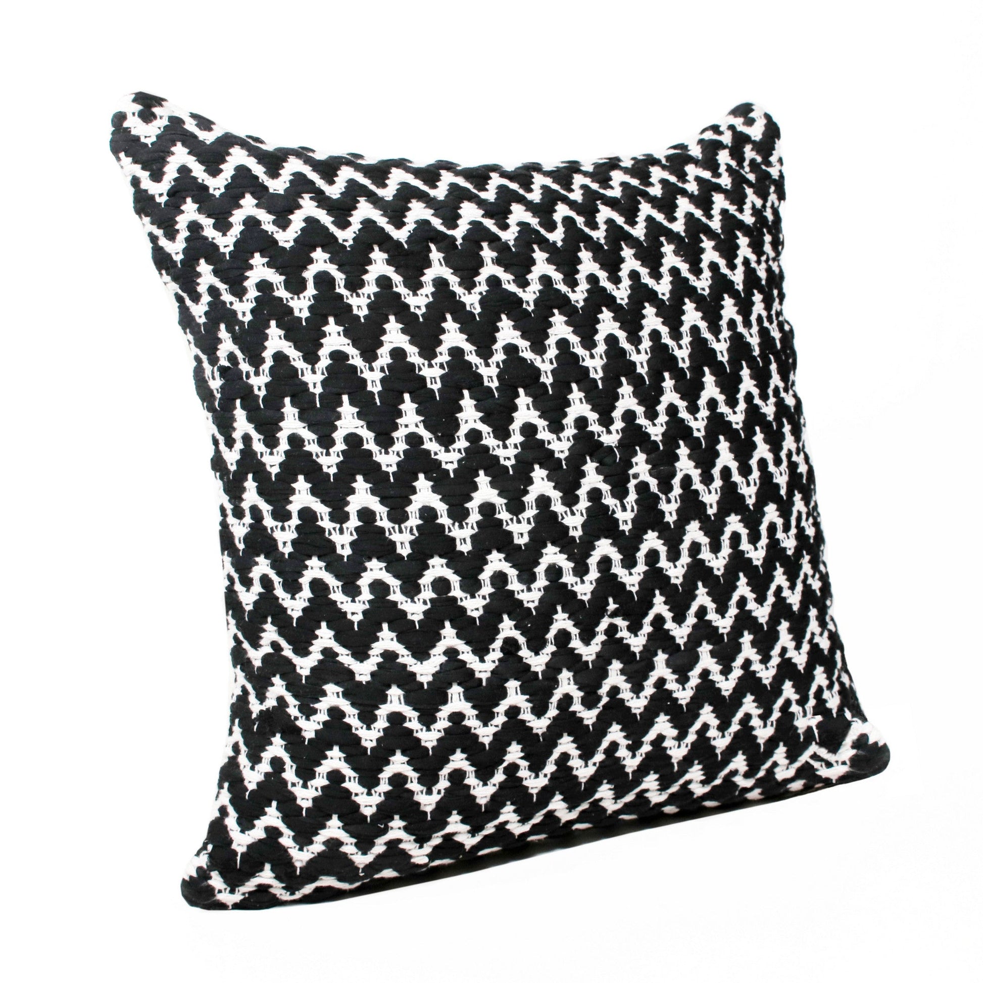 20" X 20" Black And White Polyester Chevron Zippered Pillow FurniFindUSA