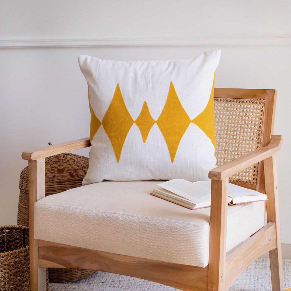 20" Yellow And White Cotton Diamond Throw Pillow — view 11