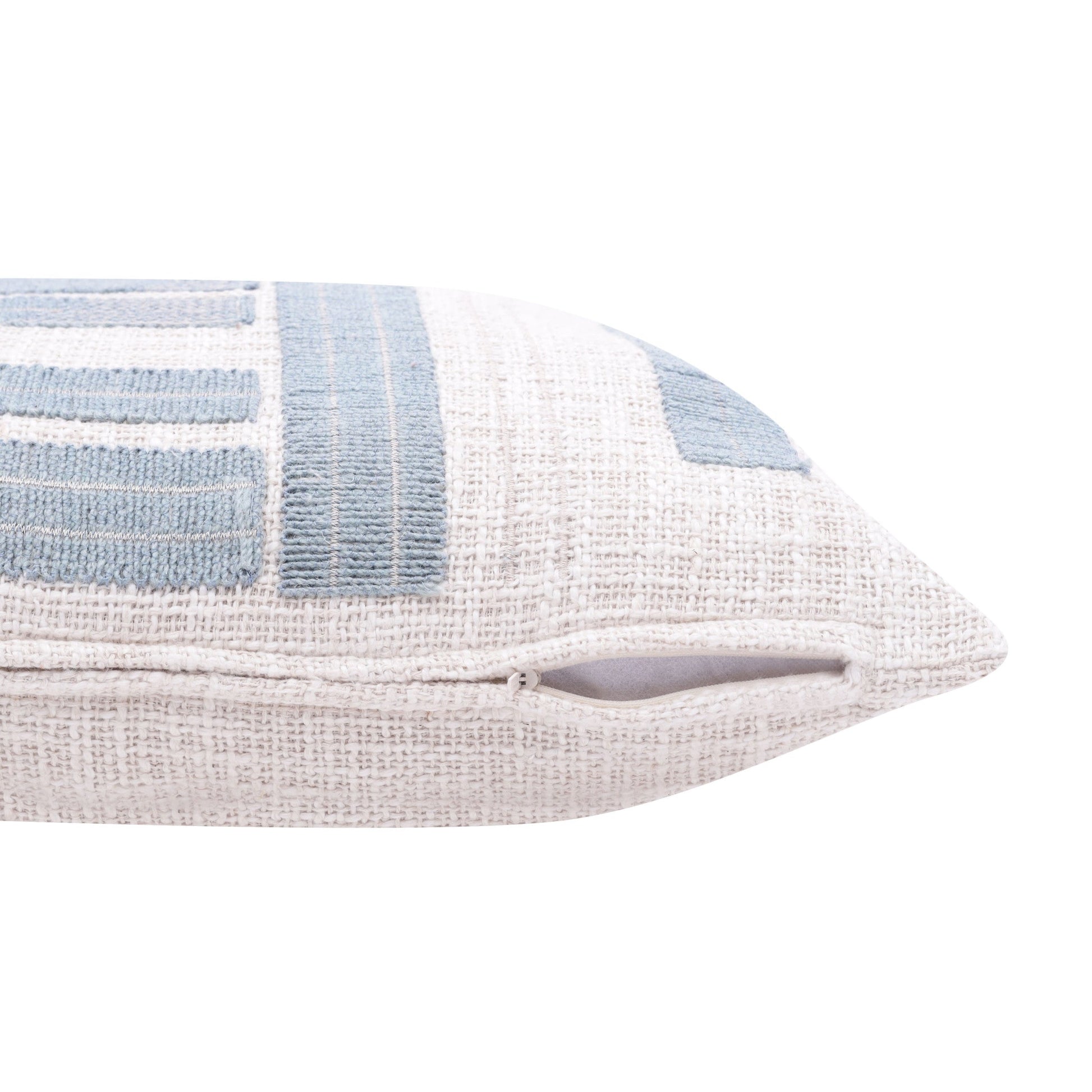 20" Ocean Blue and Ivory Cotton Throw Pillow 4.0" (L) x 20.0" (W) x 20.0" (H) FurniFindUSA