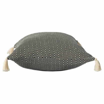 18" X 18" Black 100% Cotton Geometric Zippered Pillow FurniFindUSA