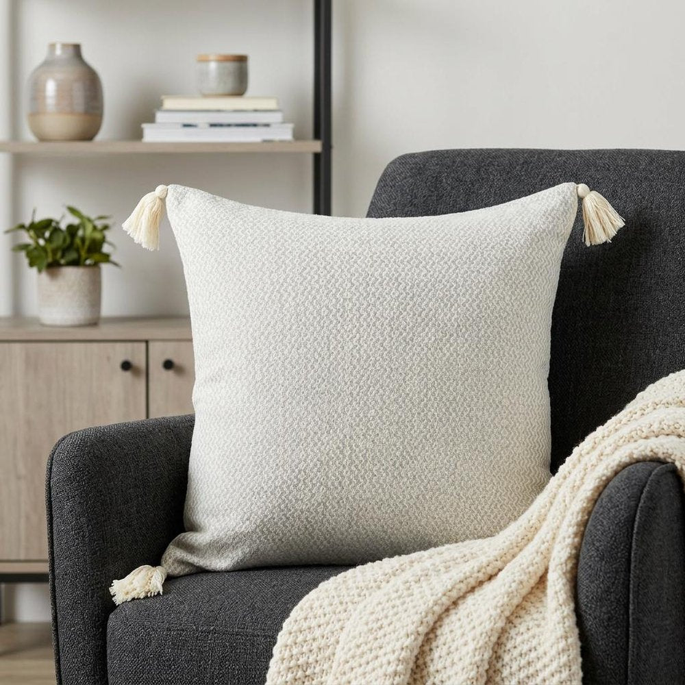 18" X 18" Light Gray 100% Cotton Geometric Zippered Pillow HomeRoots